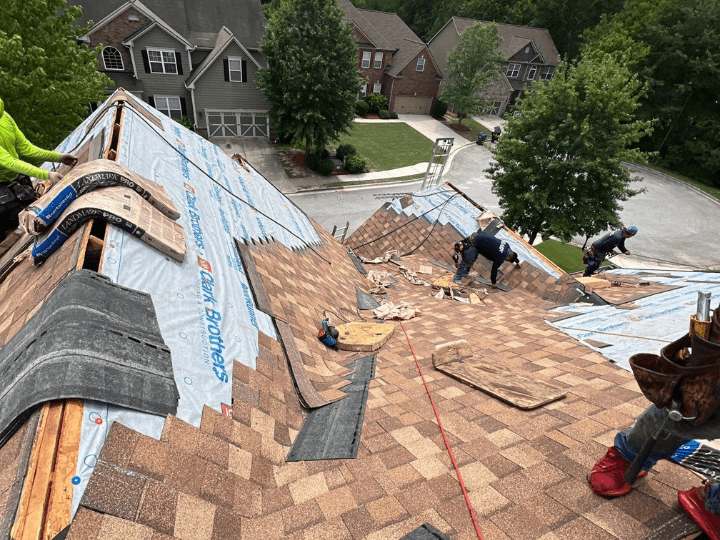 CertainTeed Landmark Pro- Reshawn Shake on Mableton, GA home completed by Clark Brothers